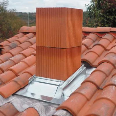 Terreal Abergement Réglable En Zinc Pour Entourage De Boisseaux - Petit Format 2 Terreal Abergement Réglable En Zinc Pour Entourage De Boisseaux - Petit Format – Image 2